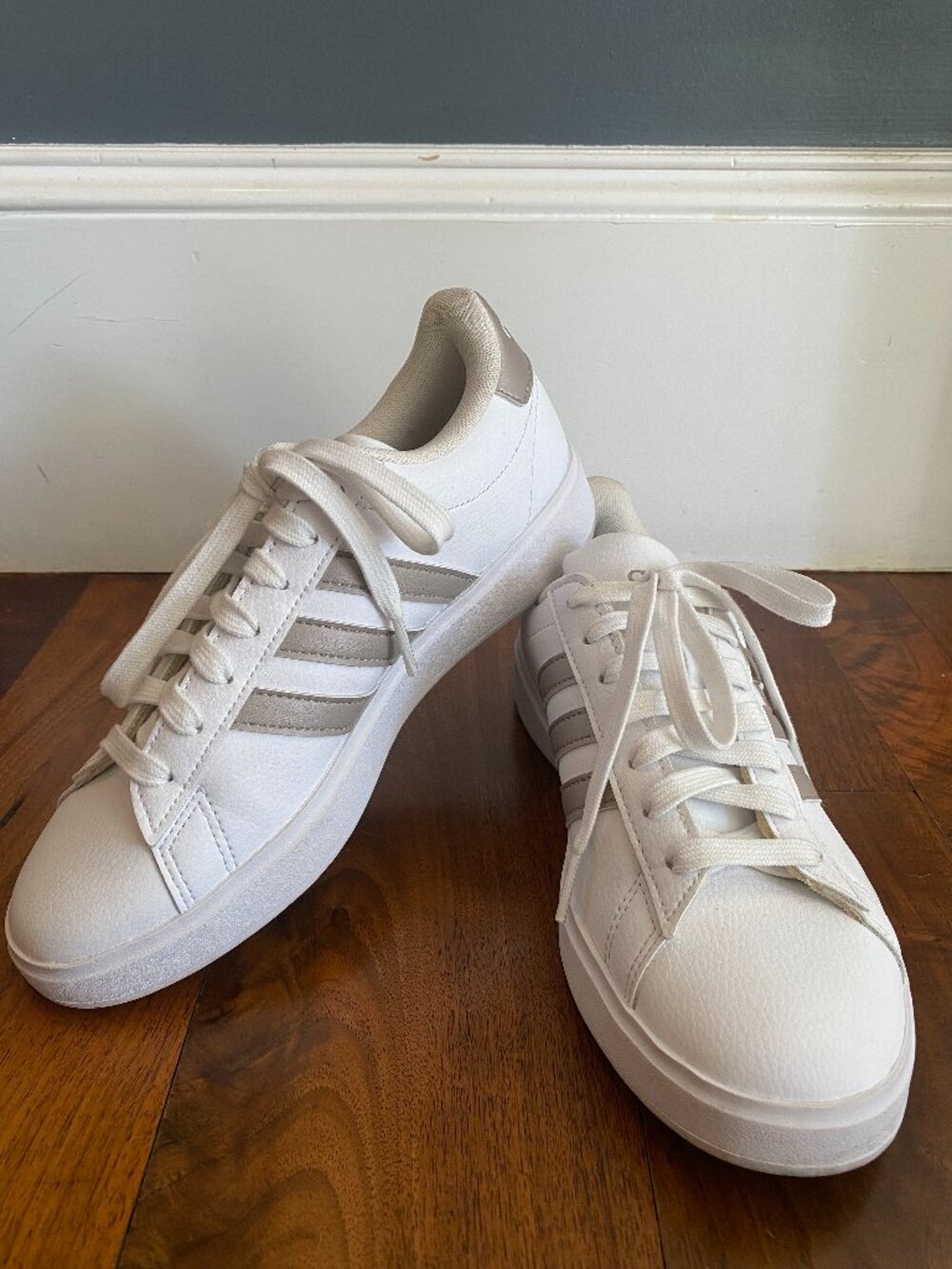 Adidas Grand Court Platform Sneakers 6.5 White Taupe Like New Worn once